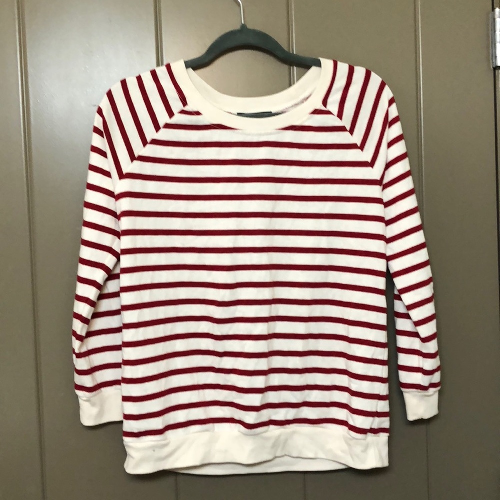 Red stripped sweater